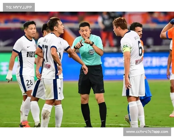 足球公益项目持续推进，中超球员参与社区服务